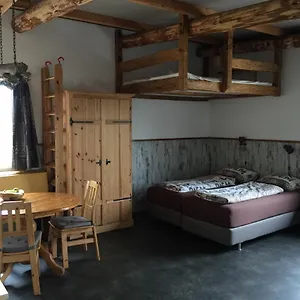 Apartment De Droomhut